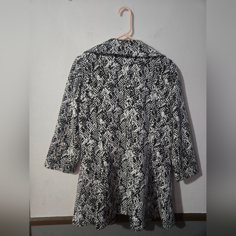 Calvin Klein Cascading Collar 3/4 Sleeves Open Blazer Women's Size 6 - Picture 2 of 7